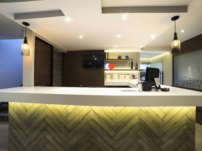 Others 5, Hotel Monarca, Mexico City