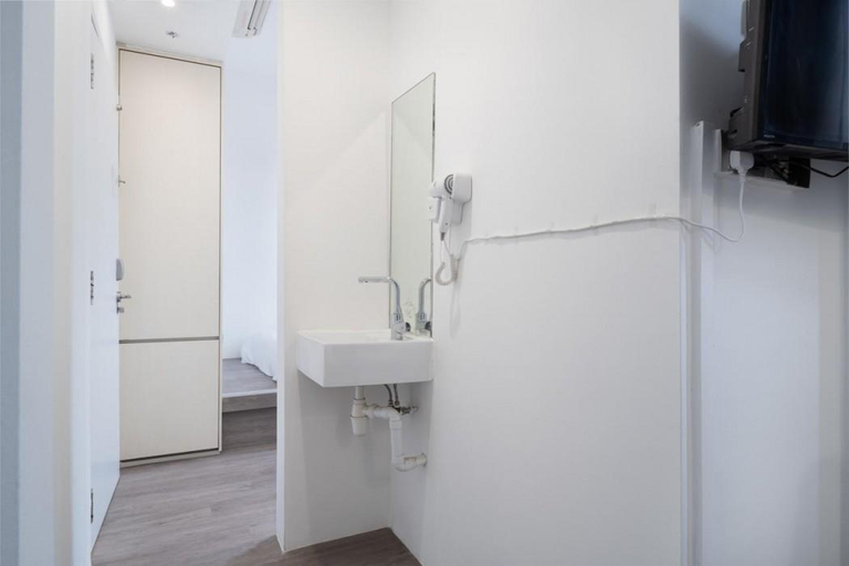 Bathroom 3, Moon 23 Hotel, Singapore