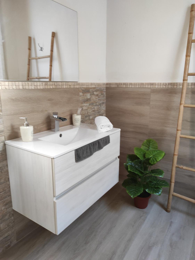 Bathroom 2, HOME DOLCE LUNA, Trapani