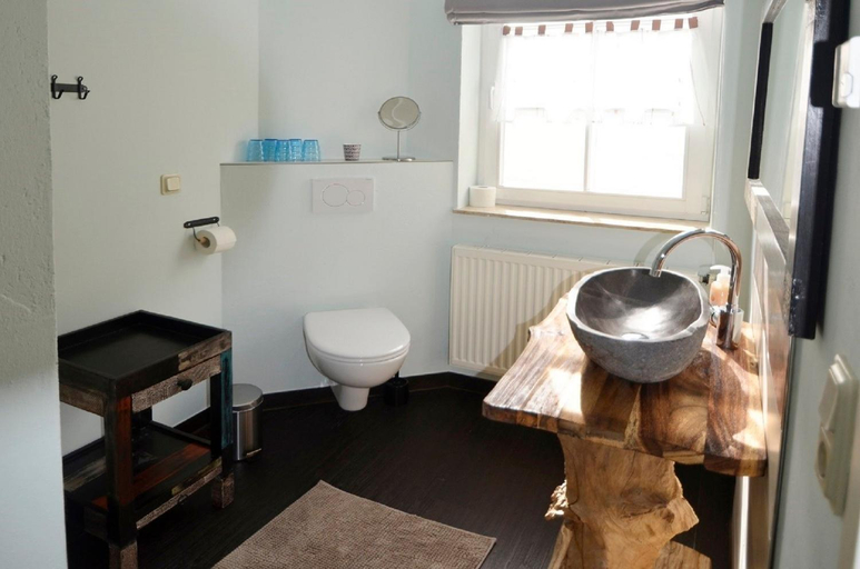 Bathroom 4, Apartment Kapstadt up to 5 people, Unstrut-Hainich-Kreis