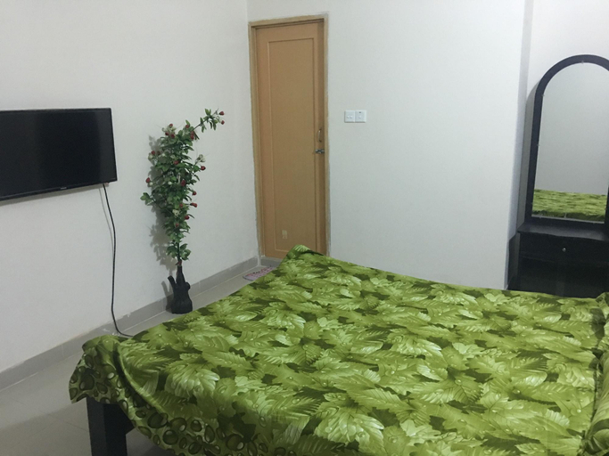 Bedroom 2, AMtec Fazilla Castle, Dhaka
