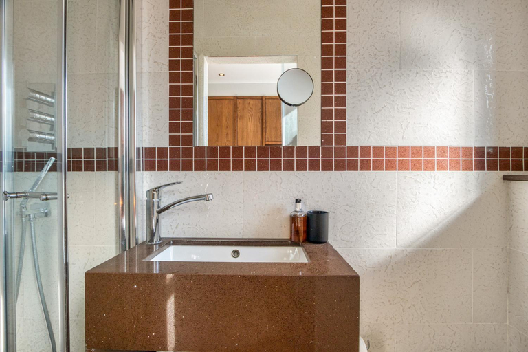 Bathroom 3, 2 Bed - Edgware Road, London