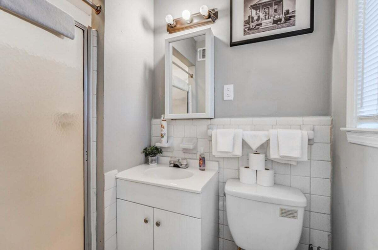 Bathroom 4, Yale Gather Hideaway, Shelby