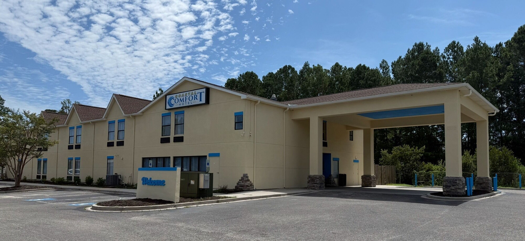 Front of property 2, Coastal Comfort Hotel, Horry