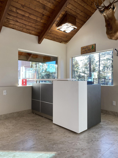 Public Area 2, Motel In The Pines, Coconino