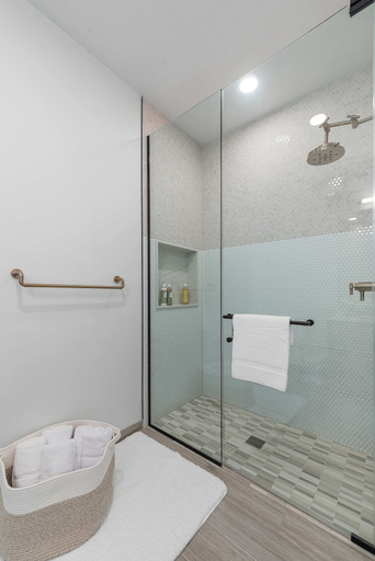 Room 3, Exclusive Penthouse Breathtaking Getaway, Cook