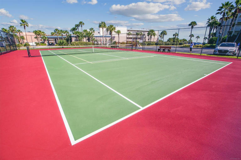 Sport court 4, Beachfront Epic Ocean Views Sleeps 6 New Rental, Saint Johns
