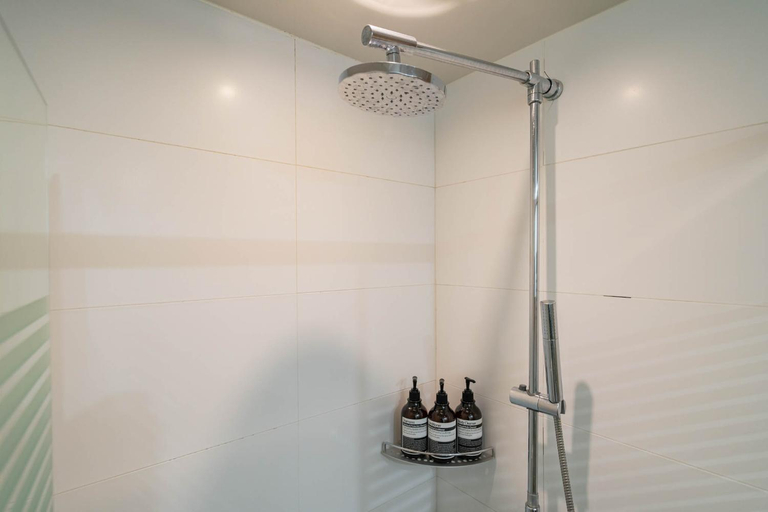 Bathroom 5, Benikea Hotel Bizinn, Wonju
