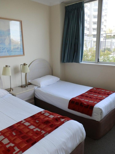Bedroom 3, Chasely Apartment Hotel, Toowong