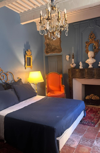 Others 5, manoir de Rivieres, Gard