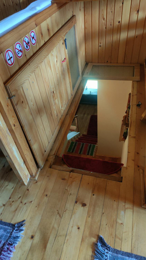 Others 5, Casa Ciubarului Bran, Bran