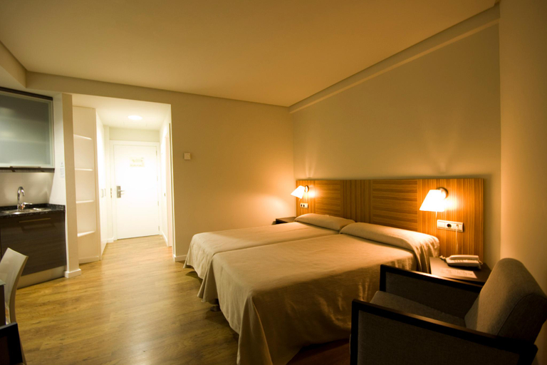 Bedroom 3, Sno Isaba, Navarra