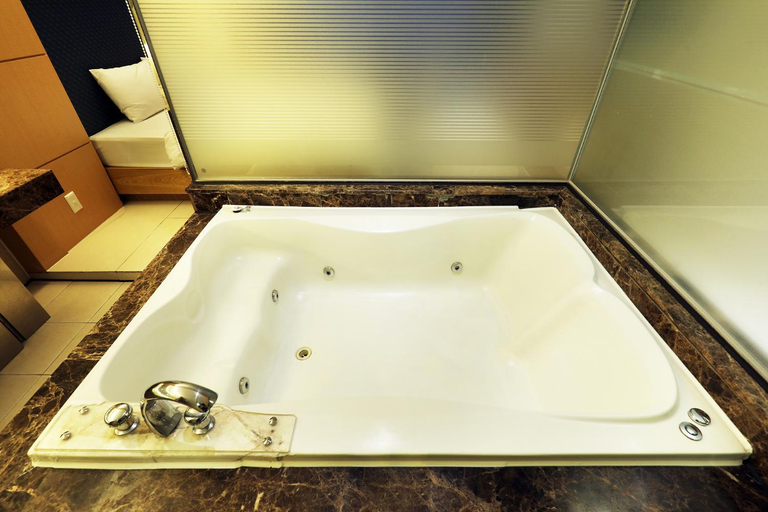 Bathroom 4, Incheon Wolmido Dubai Tourist Hotel, Jung