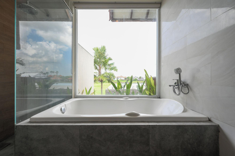 Bathroom 5, D'Wina Villa Seminyak, Badung