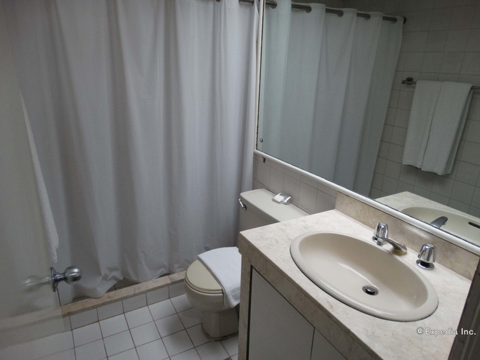 Bathroom 4, Adriatico Arms Hotel, Manila City