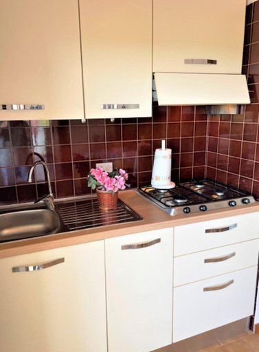 Others 3, Beachside bliss cozy one-bedroom flat - Beahost, Venezia
