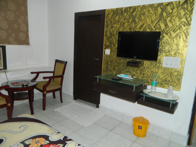 Others 4, Hotel Republic, Patna