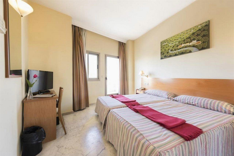 Bedroom 3, Hotel Toboso Almunecar, Granada