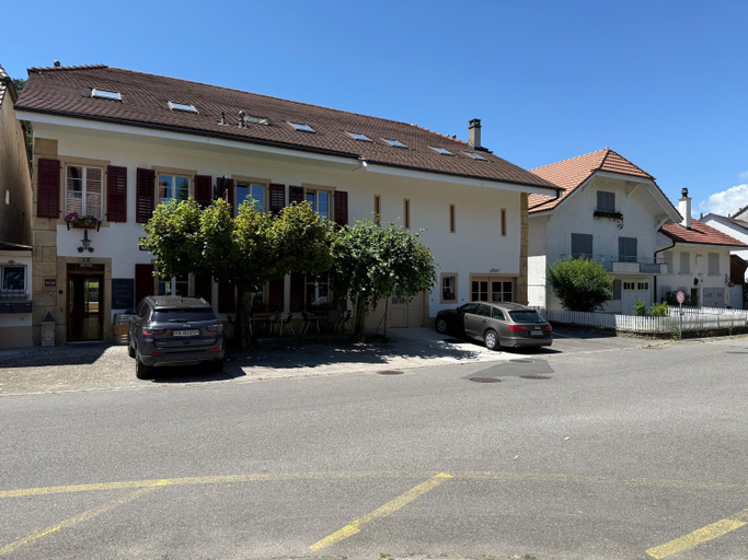 Exterior & Views, Hotel Restaurant Croix Blanche, Lac