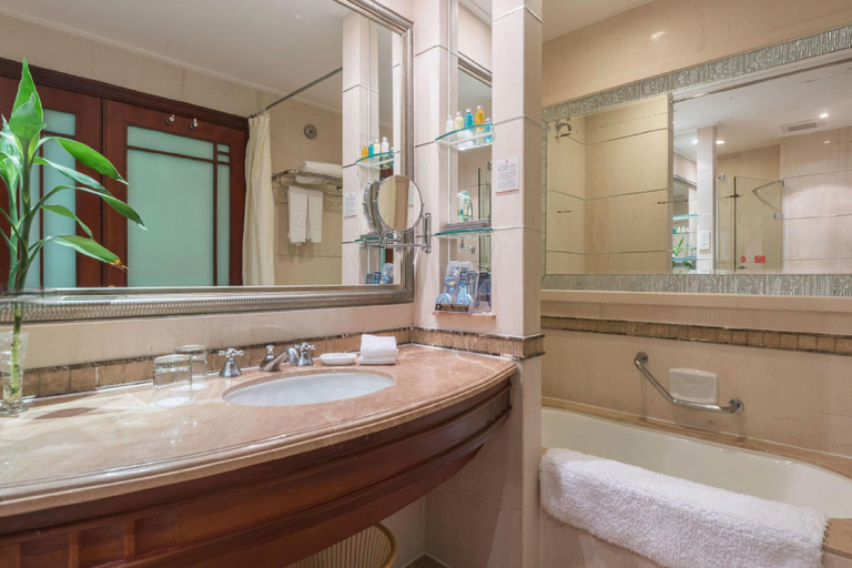 Bathroom 4, Sanya Jinjiang Baohong Hotel, Sanya