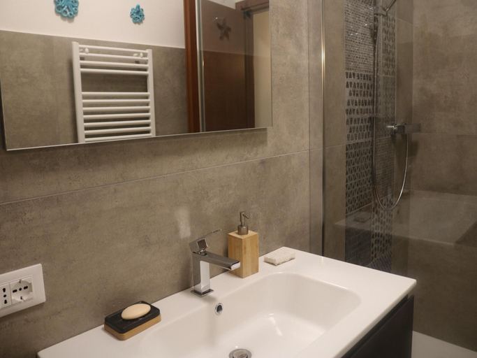 5, Apartment in Cola near Thermal Park  Lake, Verona