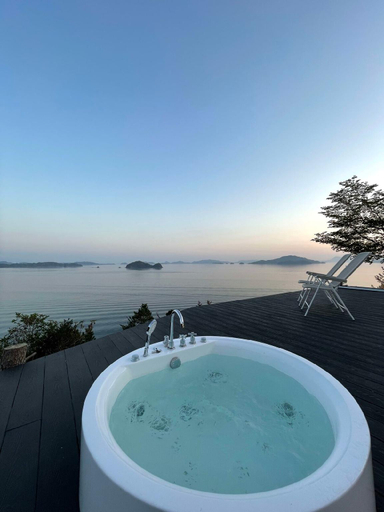Others 5, 2 BR Villa with Breathtaking Ocean View for 10 Ppl, Kure
