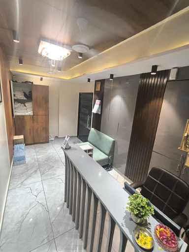 Public Area, Hotel Royal Villa, Ahmadabad