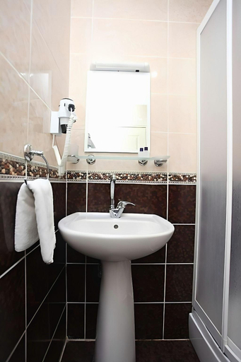 Bathroom 3, Grand Hotel Palmiye, Beyoğlu