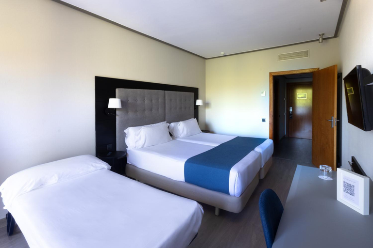 Bedroom 3, Abba Garden, Barcelona