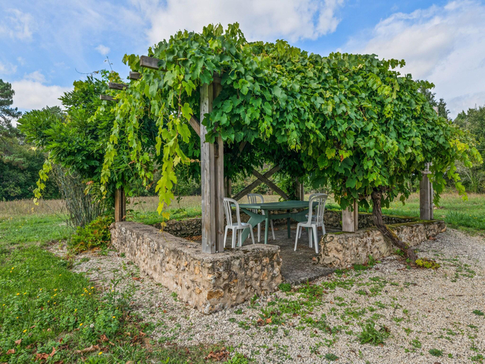 Others 5, Tranquil Escape in Cendrieux, Dordogne