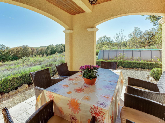 Others 4, Villa in Cazals with Pool Lake Nearby, Lot