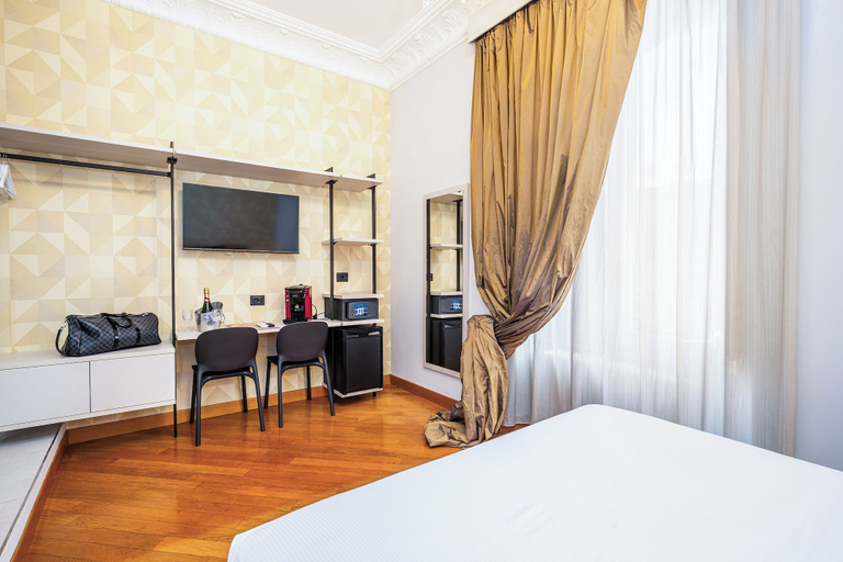 Room 4, Gracchi Vatican View, Rome