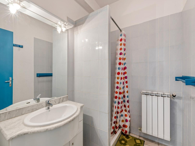 Bathroom 3, Flat with pool in the heart of vineyards, Hérault