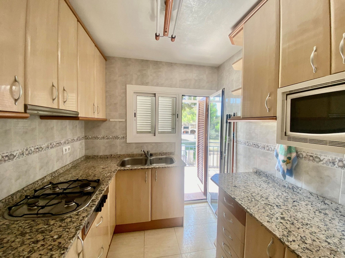 Room 4, Ayres Rental Unit in Calafell 2 Bedrooms, Tarragona