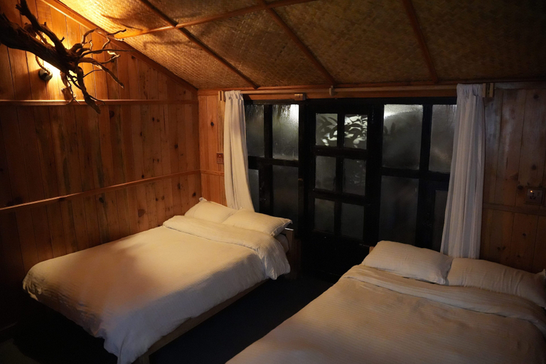 Room 3, Aashraya Bed and Breakfast, Bagmati