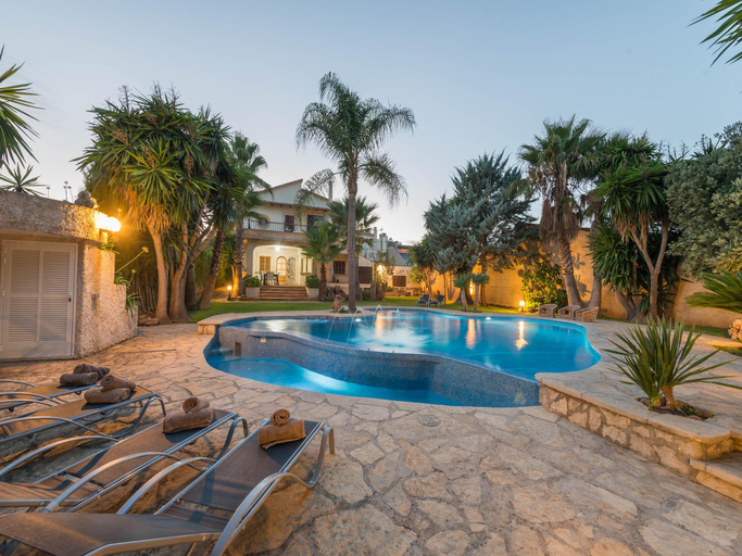 Sport & Beauty 2, Can Gual - Villa With Private Pool In Inca, Baleares