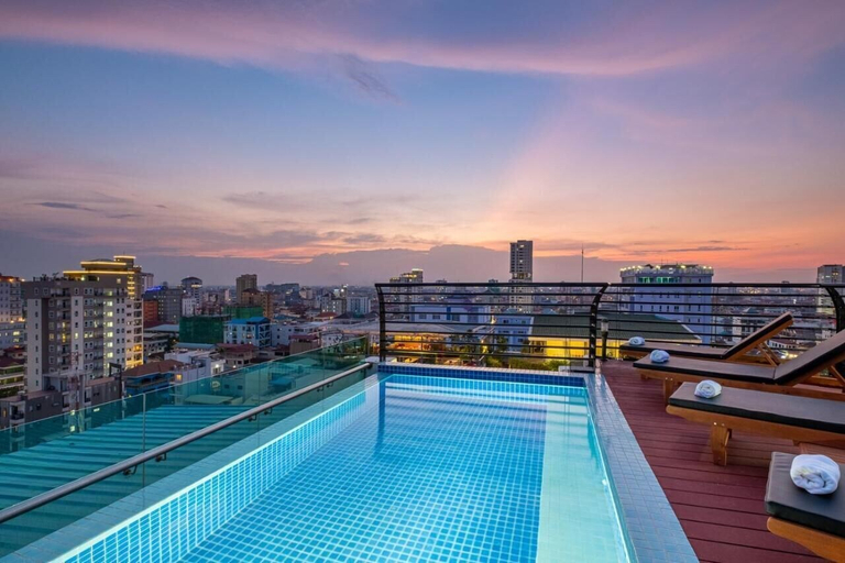 Pool, Big Lion Hotel, Phnom Penh