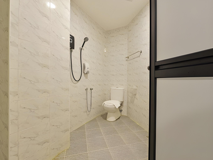 Bathroom 3, Hotel Apsara Temerloh Gateway, Temerloh