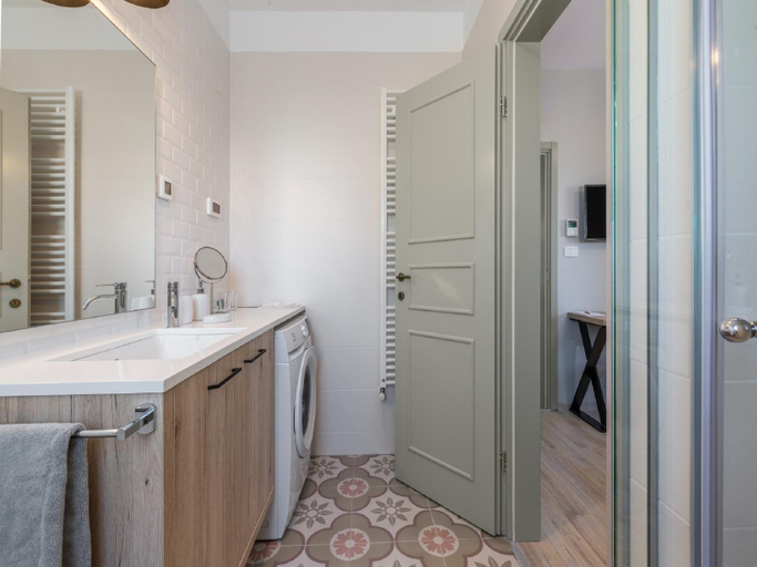 Bathroom 4, Villa in Motovun with Private Pool and Views, Karojba