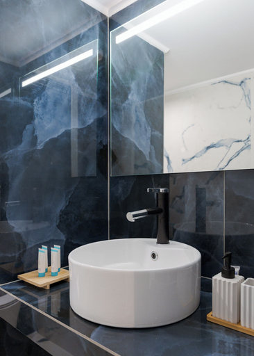 Bathroom 2, Olympian Zeus Residences, Attica