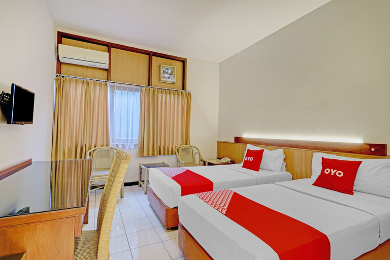 Bedroom 3, Collection O Riau Near Trans Studio Bandung Formerly Asteria Hotel, Bandung