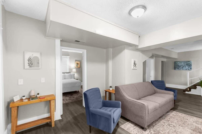 Living area 2, 29th Street Ensley Heights Hideaway 1, Jefferson