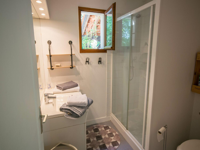 Bathroom 4, Garden Home with Ensuite, Lot
