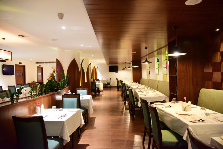 Food & Drinks 5, The Royal Comfort, Bangalore