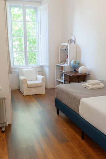 Bedroom, Santa Rosa Florence Apartments 3 Bedrooms - Private Parking, Florence