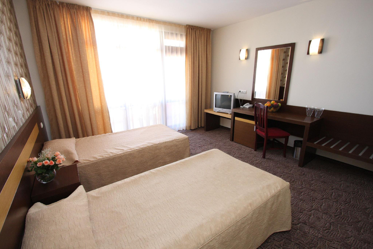 Bedroom 3, HOTEL IZOLA PARADISE, Nesebar