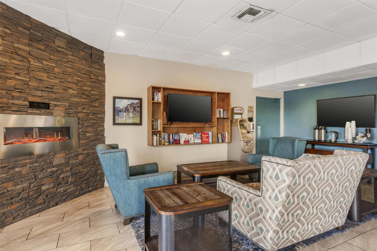 Public Area 2, Best Western InnSuites Tucson Foothills Hotel & Suites, Pima