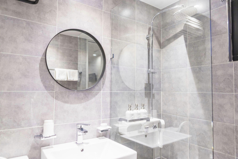Bathroom 3, Wooyeon Handong Private Pension, Jeju