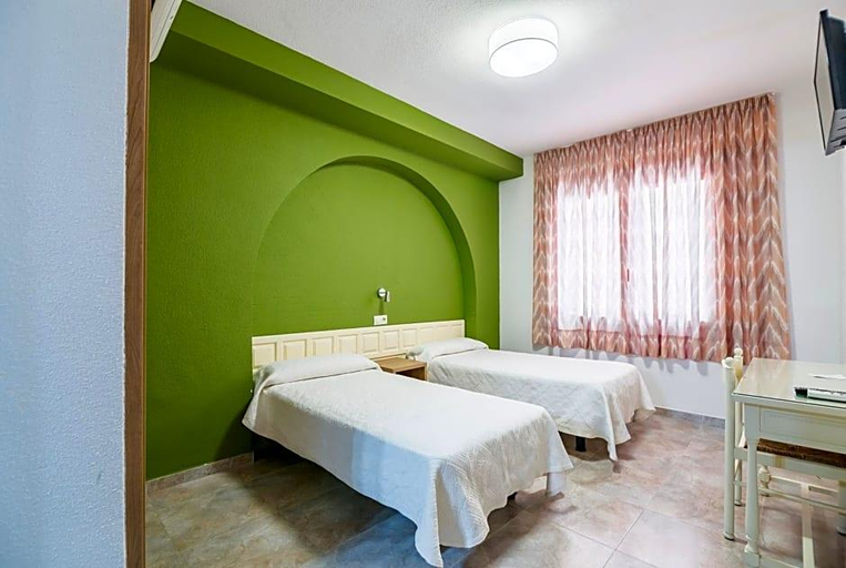 Bedroom 3, Blason Junior, Castellón