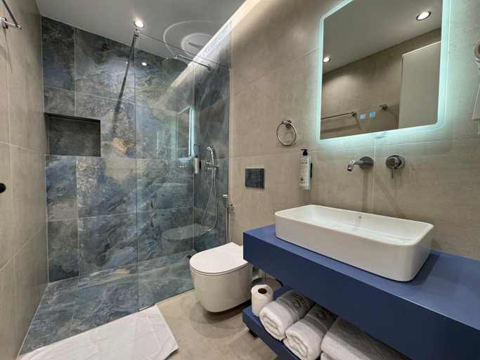 Bathroom 3, Erdeti Boutique Hotel, Sarandës